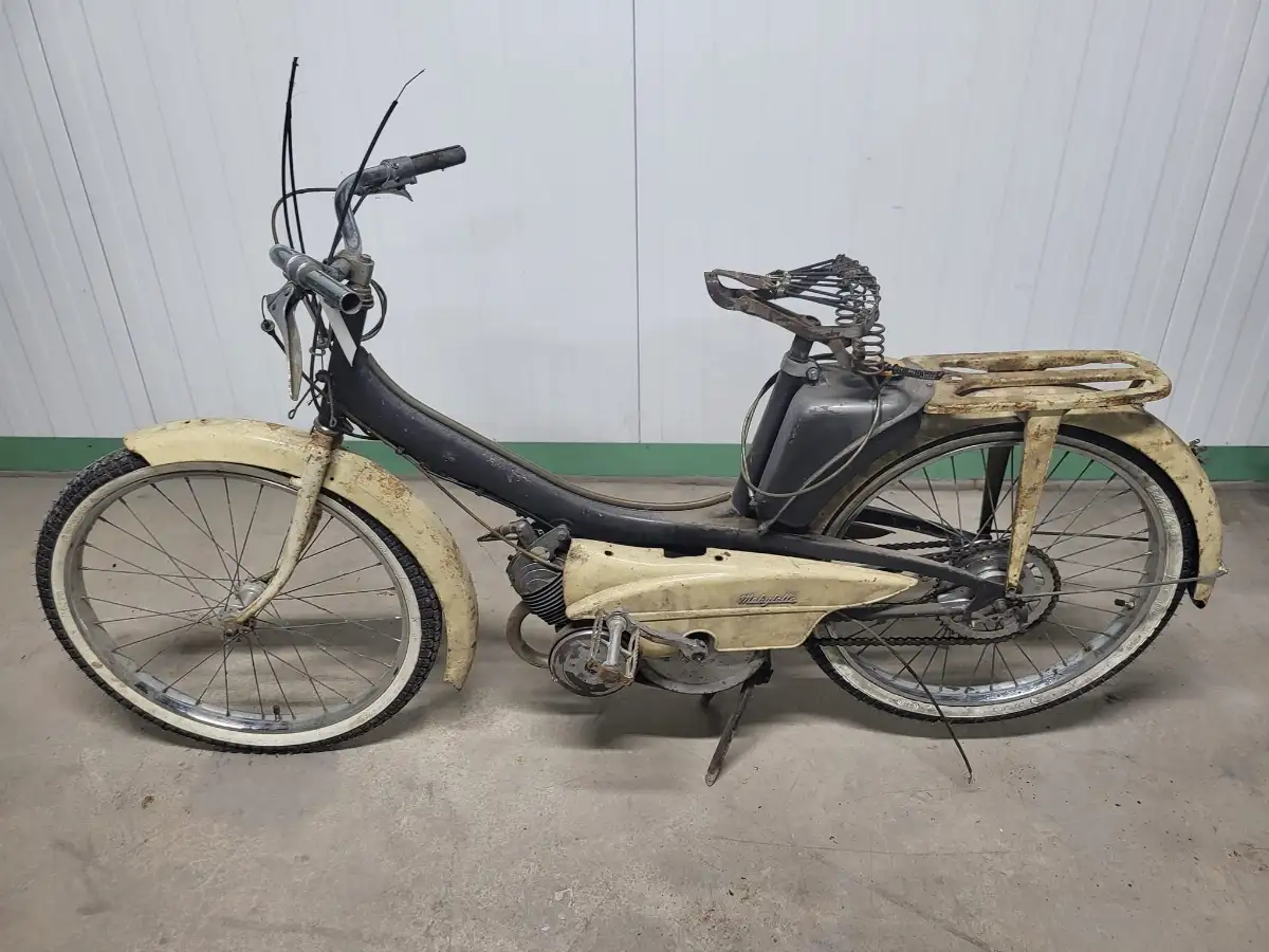 Motobécane Mobylette AV 42